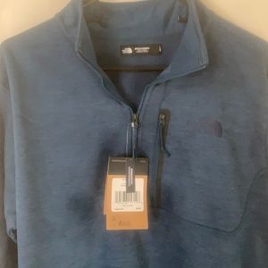 Brand new North Face 1/4 zip